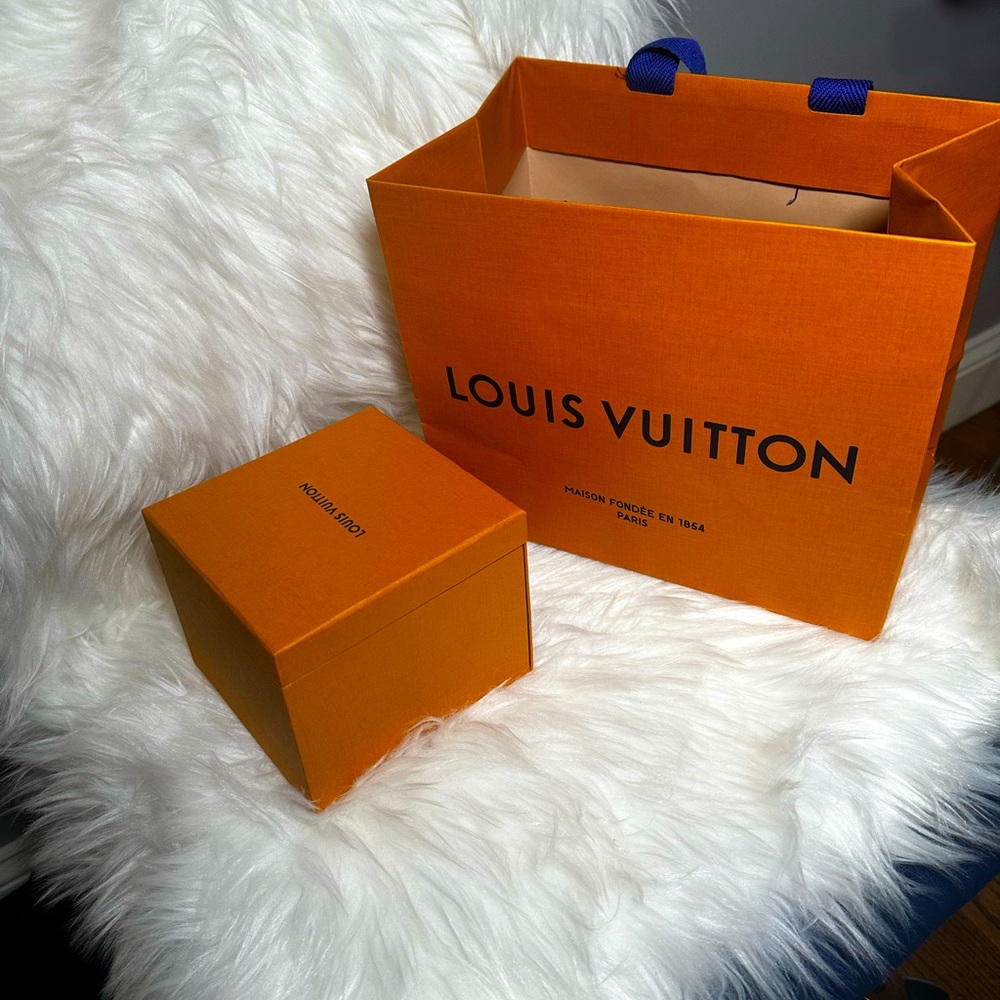 LV jewelry box with bag